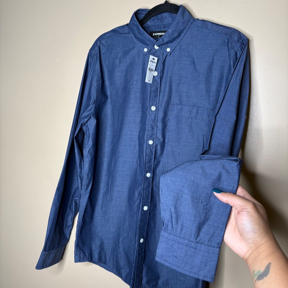 NWT Express Mens Sz M Shirt Dark Chambray Blue Long Sleeve Button Down Preppy